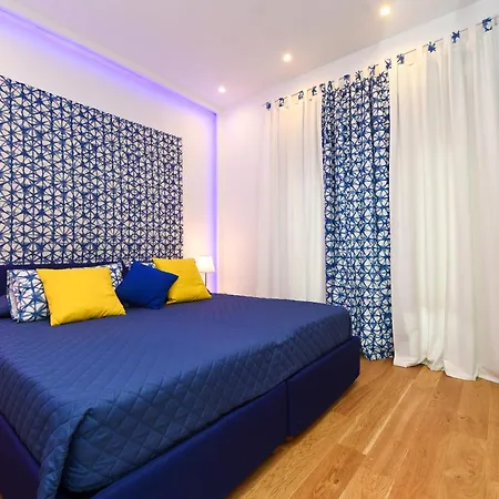 Sorrento Central Rooms 아파트