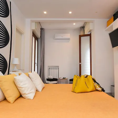 Sorrento Central Rooms 公寓